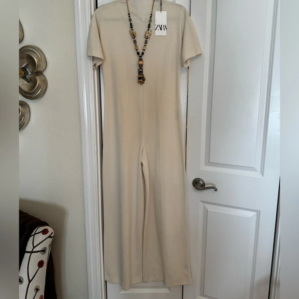 Elegant Cream Jumpsuit by ZARA - Picture 12 of 16